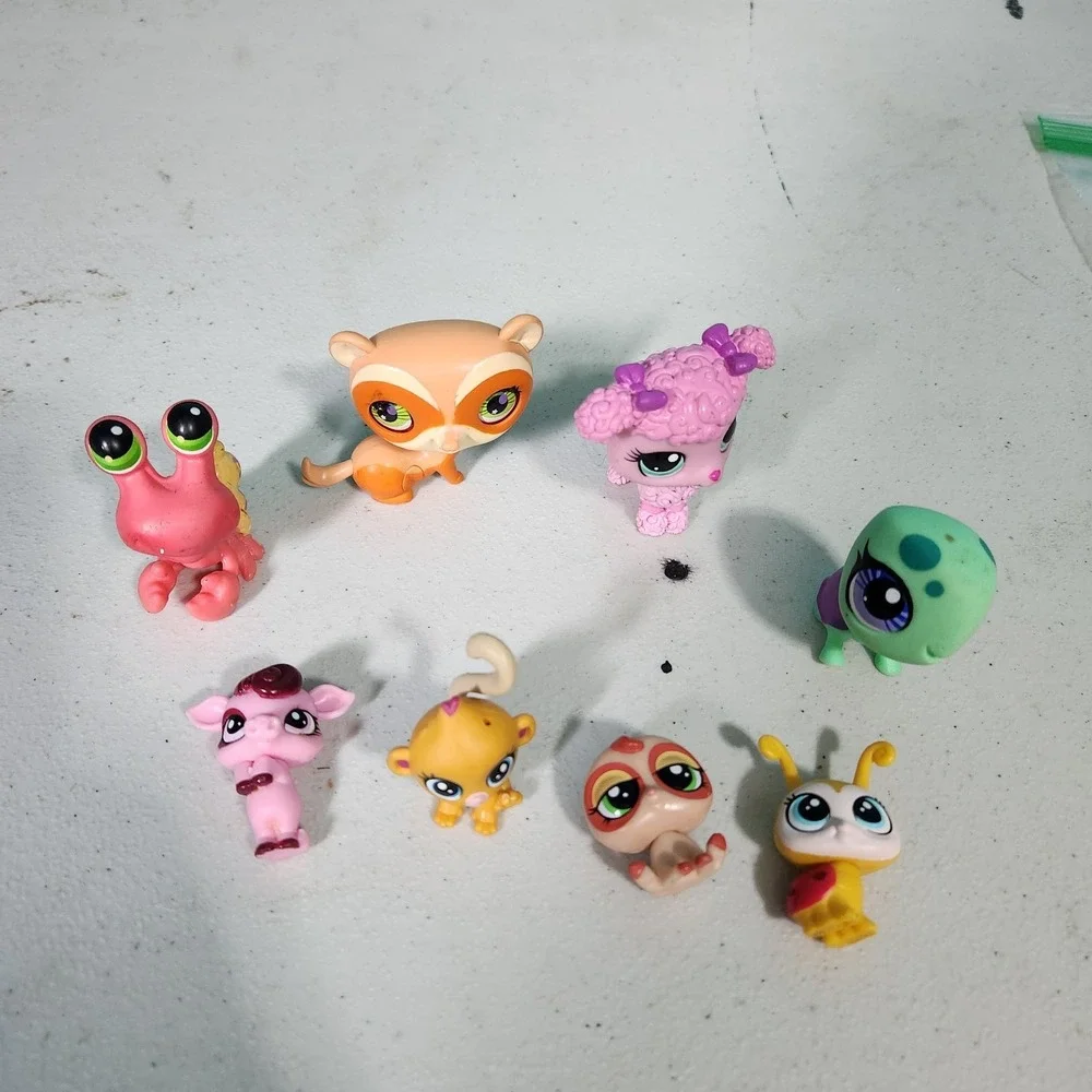 Hasbro Littlest Pet Shop LPS Mixed Lot 8 Figures Poodle HermitCrab Turtle Monkey
